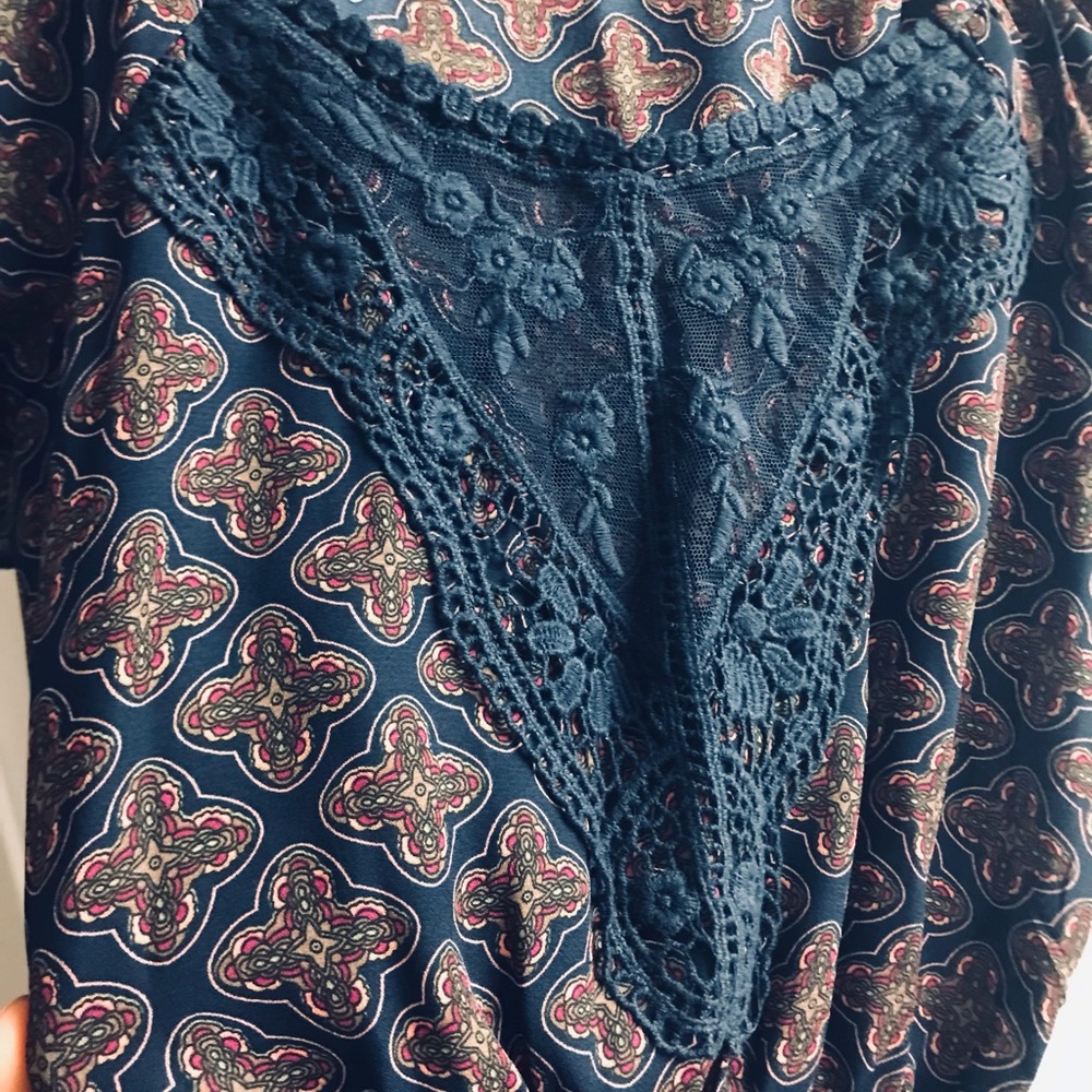 Vintage Look Lace Embellished Floral Geometric Top Blouse Small Womens